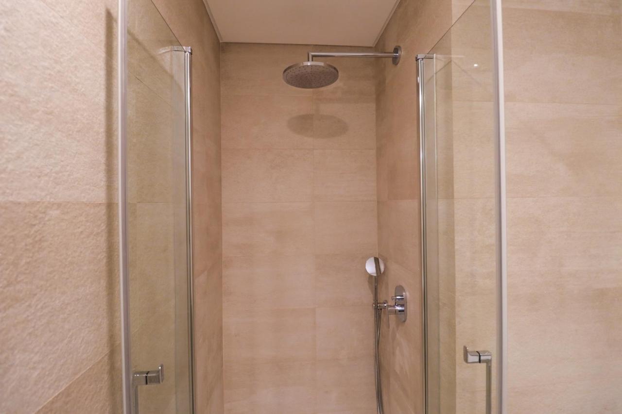 188 - Lantana - Pool, Garden And Patio Apartment *