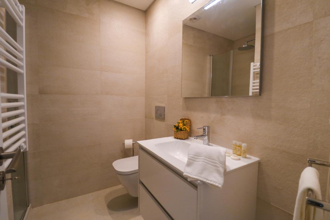Apartment 188 - Lantana - Pool, Garden And Patio